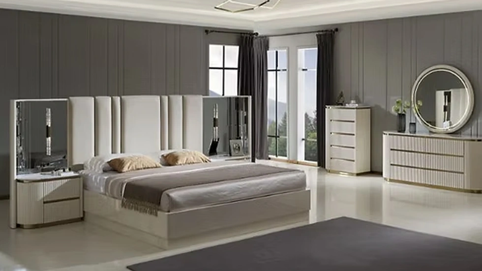 056 Bedroom Set